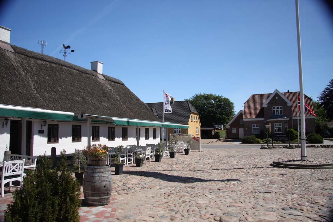 Inn Hovborg Kro
